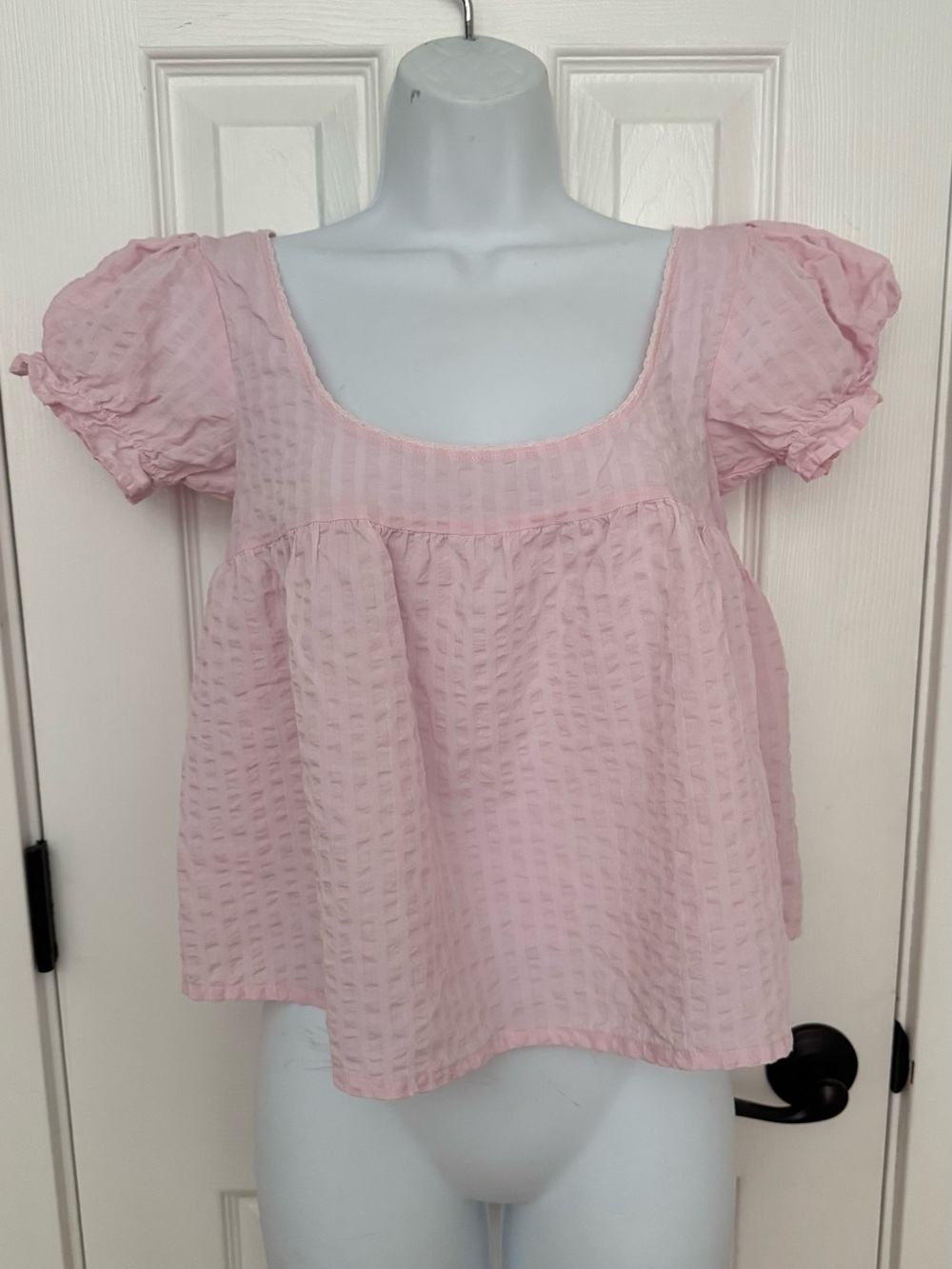 wild fable Light Pink Puff-Sleeve Square Neck Crop Top